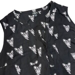 Torrid Harper Blouse Size 2 Black White French Bulldog Print Sleeveless Top‎